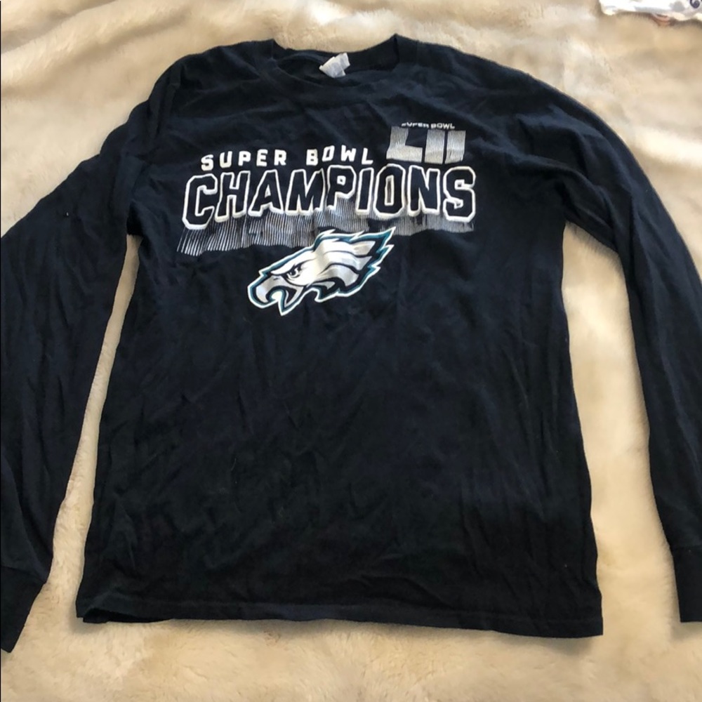 Long-sleeve tee